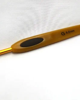 Crochet Hook Soft Touch size 4