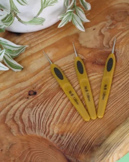 Crochet Hook Soft Touch size 1