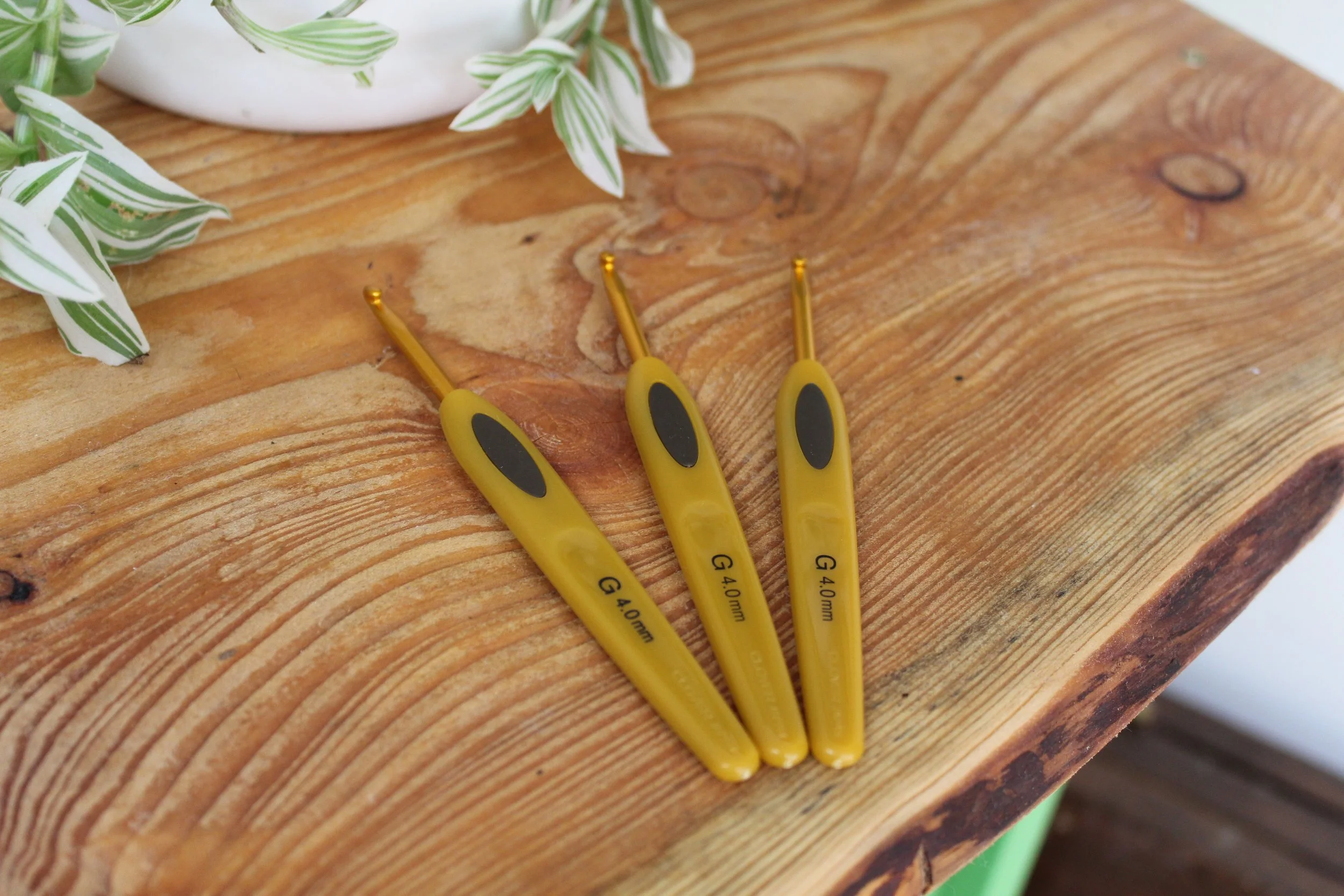 Crochet Hook Soft Touch size 4